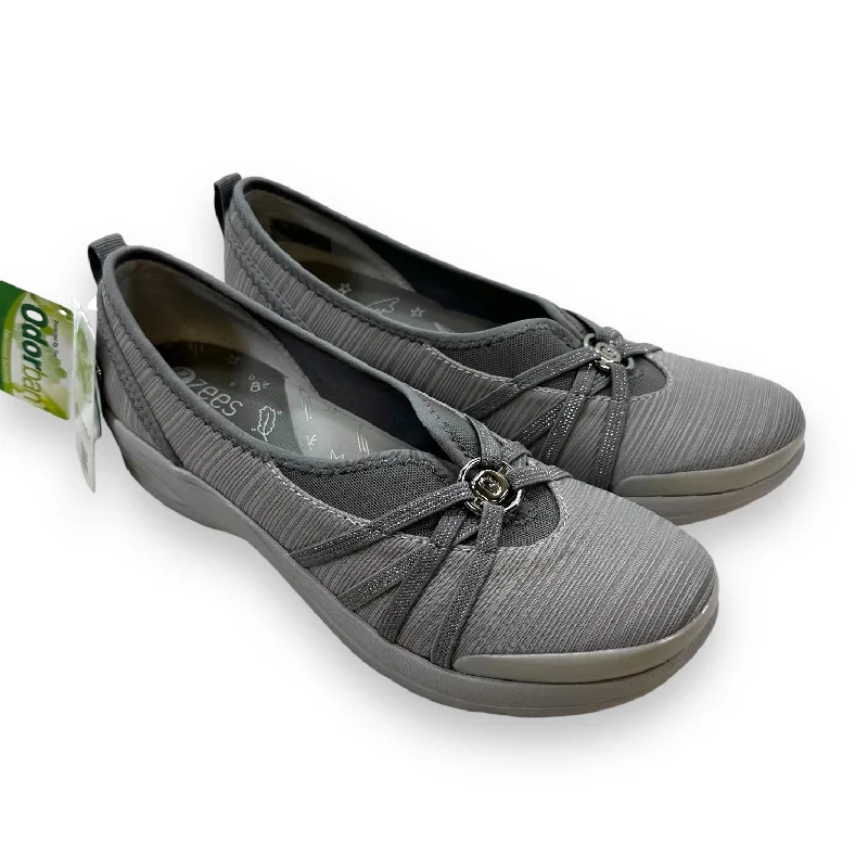 Stylish ballet flats for professional attire -Shoes Flats By Bzees In Grey, Size: 9