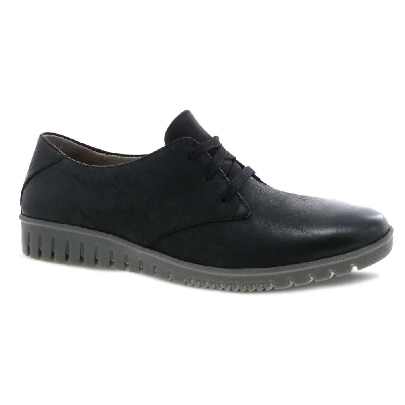 Libbie Leather Sneaker