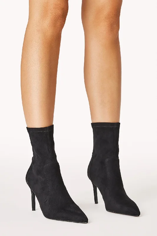 boots for cozy wear in snowy winter conditions-Rachael Ankle Boot - Black