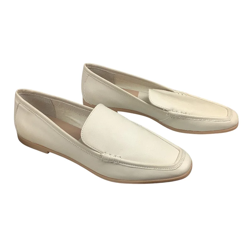 Designer flats for casual wear -Shoes Flats By Dolce Vita In Cream, Size: 9