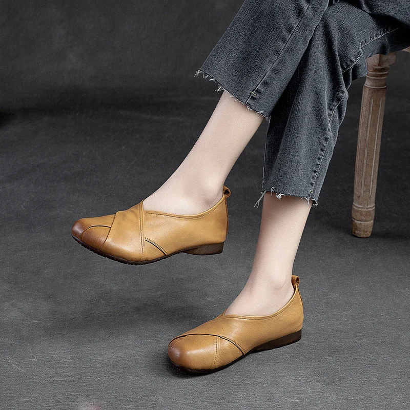 Comfortable flats for older women -Women Solid Soft Leather Casual Flats