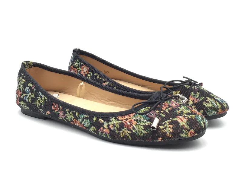 Comfortable flats shoes with flexible soles for superior comfort -Shoes Flats By Chinese Laundry In Floral Print, Size: 8.5