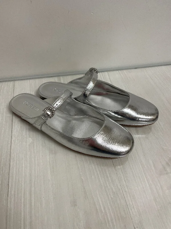 Trendy flats shoes with fun prints for playful outfits -Shoes Flats By J. Crew In Silver, Size: 7.5