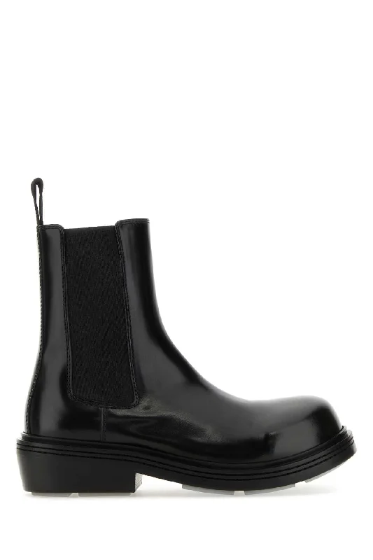 boots for protection from cold and wet conditions-BOTTEGA VENETA Elegant Stivali Boot