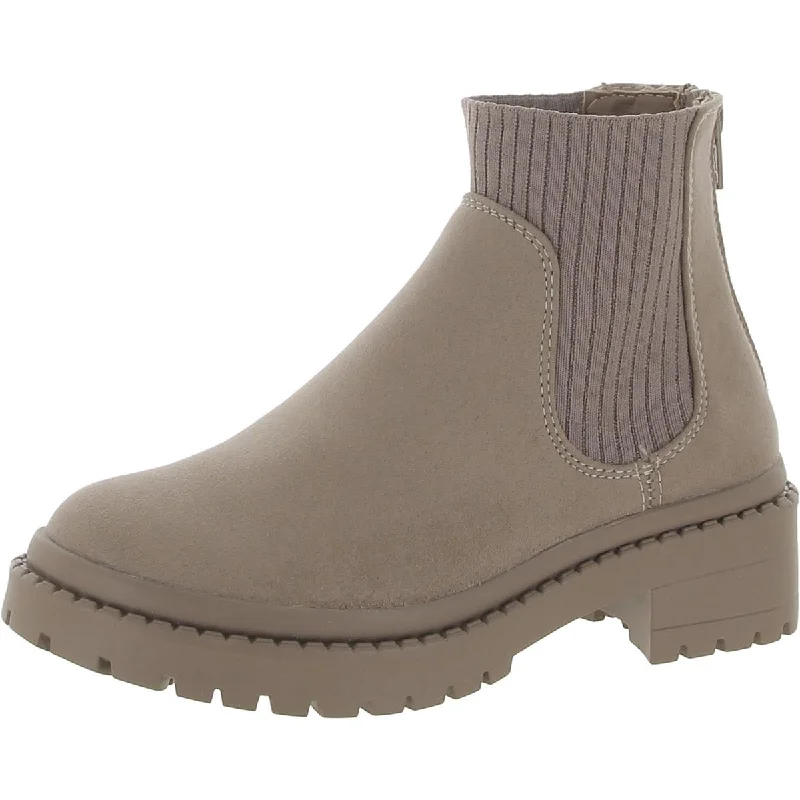 boots for extreme weather protection and warmth-Steve Madden Girls Hazzel Faux Leather Chelsea Boots