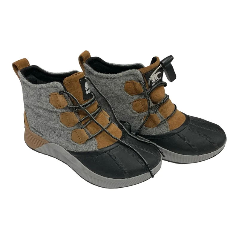 Comfortable flats shoes for daily wear with style -Boots Ankle Flats By Sorel In Brown & Grey, Size: 8