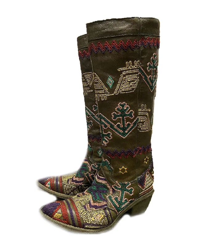 boots for outdoor protection from harsh weather-Dallas High Embroidered Boot | Bosco