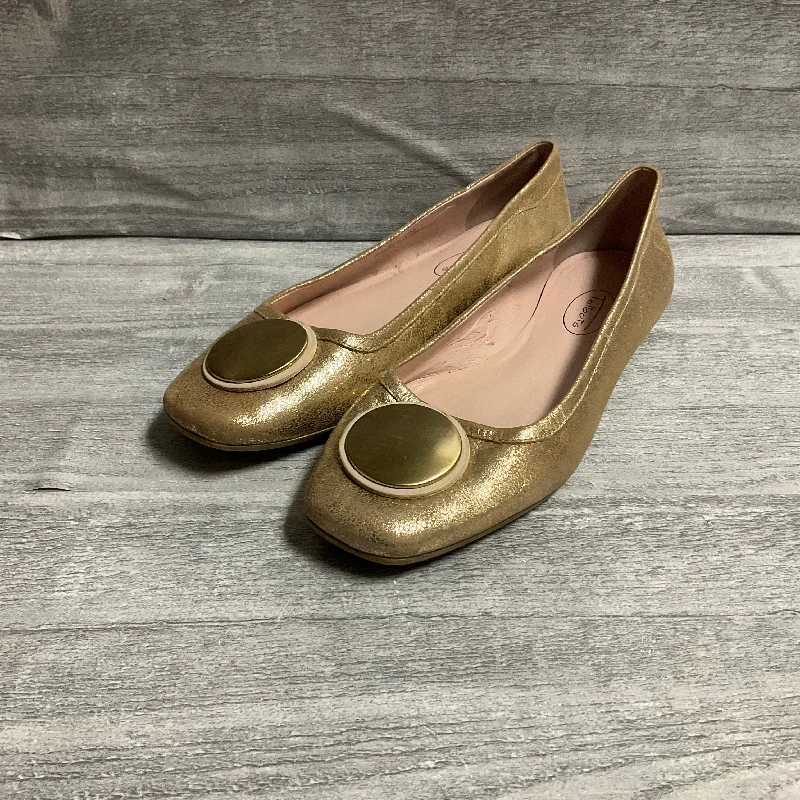 Flats shoes for women with comfortable cushioning for walks -Shoes Flats By Talbots In Gold, Size: 7.5