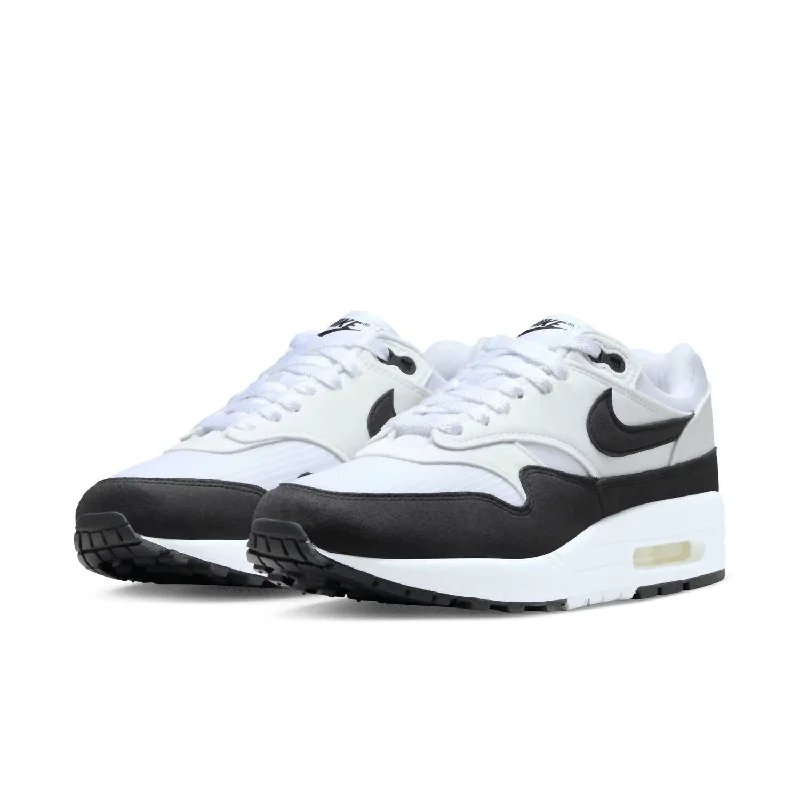 Women's Air Max 1 Sneakers In White Black