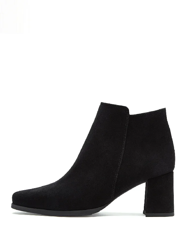 boots for everyday outdoor wear in winter-Frisco Bootie | Black