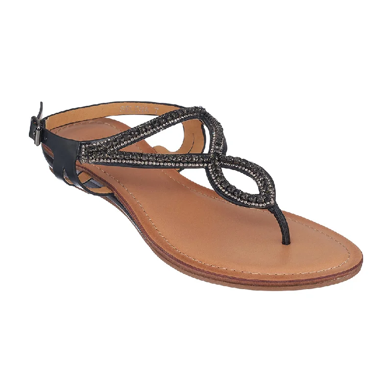 Comfortable sandals for women with flexible soles for maximum comfort -Selena Black Flat Sandals