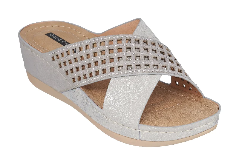 Stylish sandals for warm weather with open-toe designs for breathability -Isabella Silver Wedge Sandals