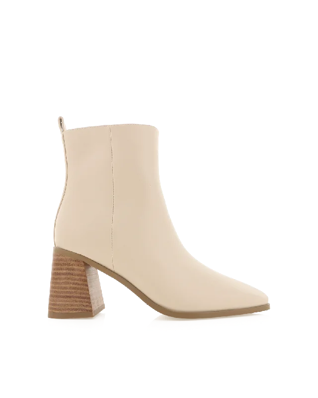 boots with durable leather for tough outdoor environments-SVEA - BUTTERCREAM