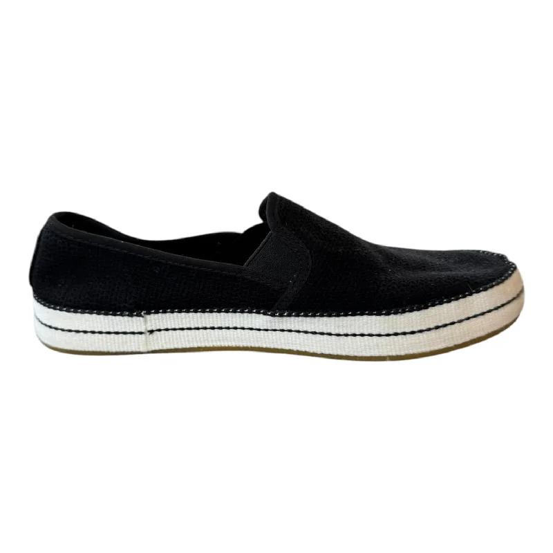 Comfortable flats shoes for everyday errands -Shoes Flats By Ugg In Black, Size: 8