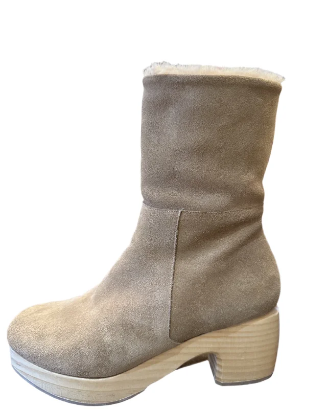 boots with stylish designs for winter fashion-Odelette Shearling Lined Bootie | Tobacco